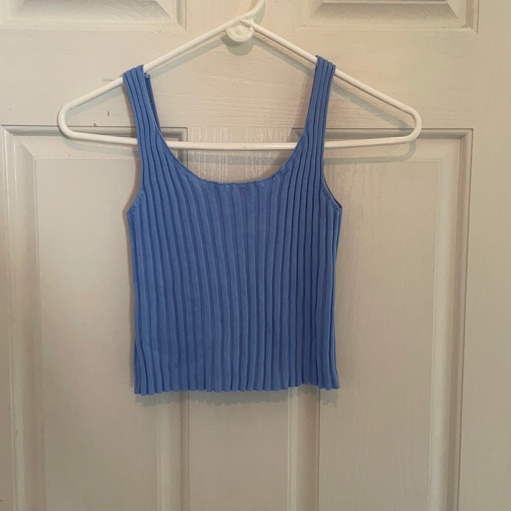 Textured blue cropped tank top/ size small